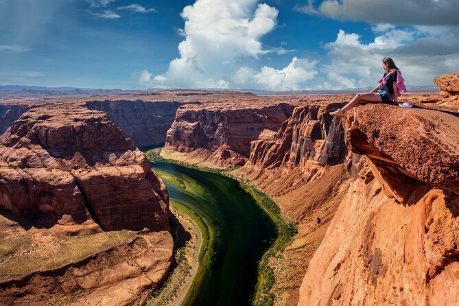 Antelope Canyon and Horseshoe Bend Tour from Sedona - Key Points