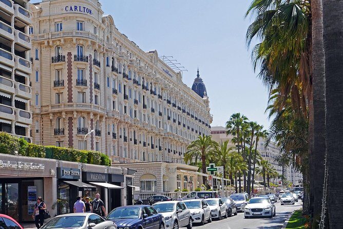 Antibes, Cannes, 3 medieval villages in the hinterland Private Tour - Exploring the Itinerary in Detail