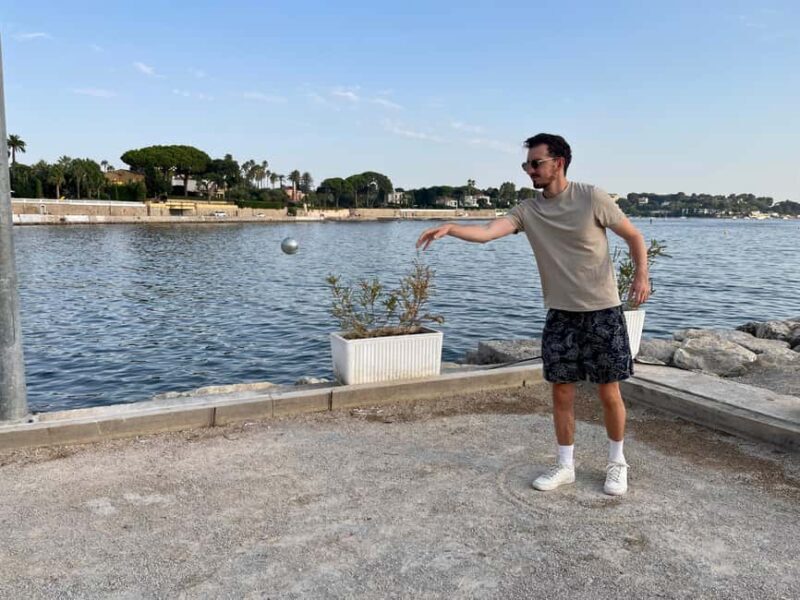 Antibes : Play Pétanque by the sea with a passionate host - An Authentic Slice of French Riviera Life