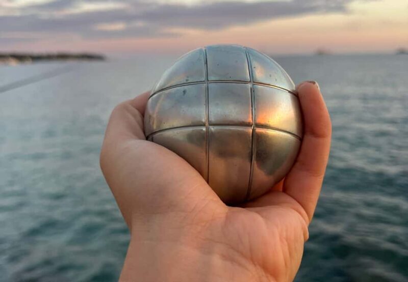 Antibes : Play Pétanque by the sea with a passionate host - The Sum Up