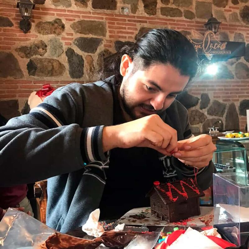 ANTIGUA GUATEMALA: CHRISTMAS SPECIAL CHOCOLATE HOUSE WORKSHOP - An In-Depth Look at the Chocolate House Workshop in Antigua