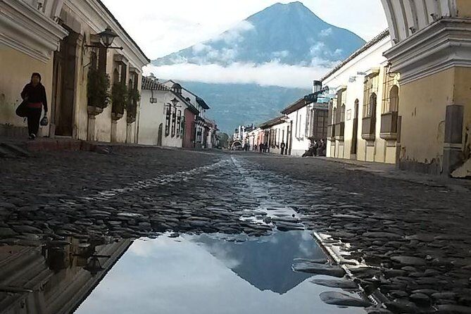 Antigua Sightseeing: Private Walking Tour Culture and History - The Perfect Fit for Curious Travelers