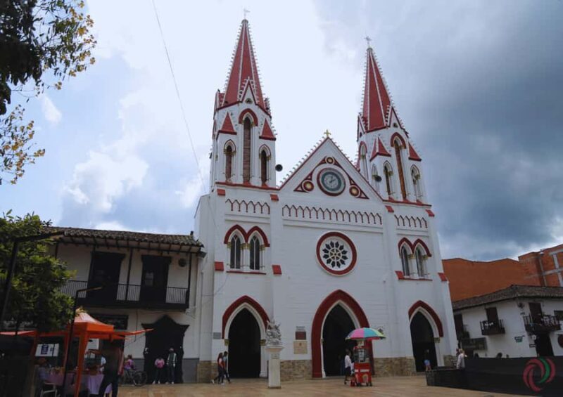 Antioquias Villages: El Retiro, La Ceja, and More - Summary: