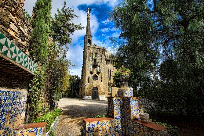 Antoni Gaudí's Torre Bellesguard: A treasure to discover - The Itinerary in Detail