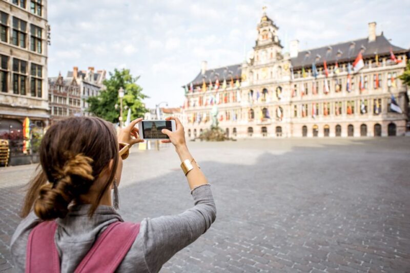 Antwerp: Insta-Perfect Walk with a Local - FAQs