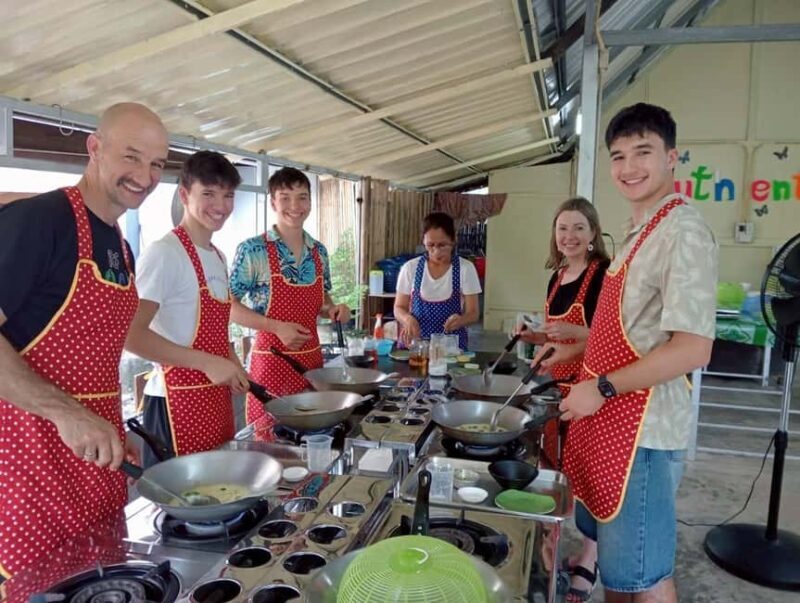 Ao Nang: Authentic Thai Local Cooking Class - Key Points