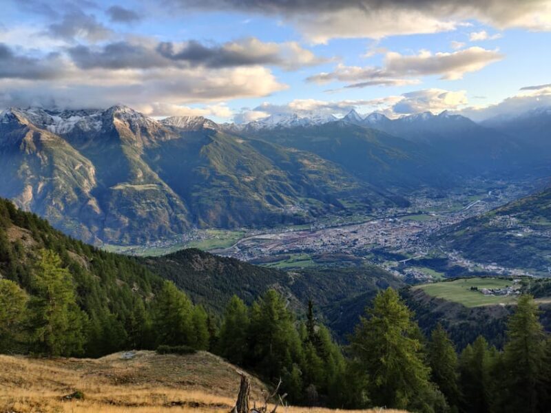 Aosta: E-bike full suspension day rental - The Equipment and Assistance
