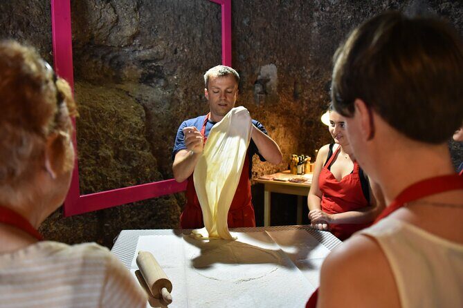 Apple Strudel & Prezel Cooking Class incl. Dinner & Music - Key Points