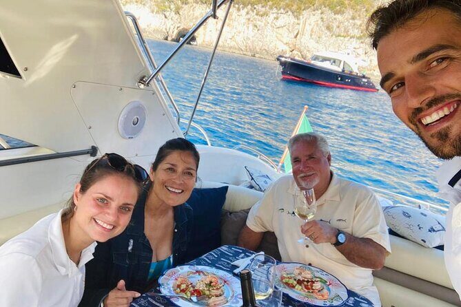 Appreciate the Amalfi coast on a luxury yacht! - Exploring the Amalfi Coast by Luxury Yacht: An In-Depth Review