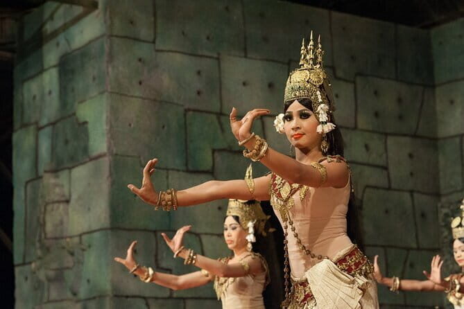 Apsara Dancing Show with Buffet Dinner Free Hotel Pick up - A Night of Khmer Culture: Apsara Dancing Show with Buffet Dinner in Siem Reap