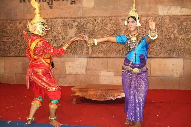 Apsara Dancing Show with Buffet Dinner Free Hotel Pick up - Key Points