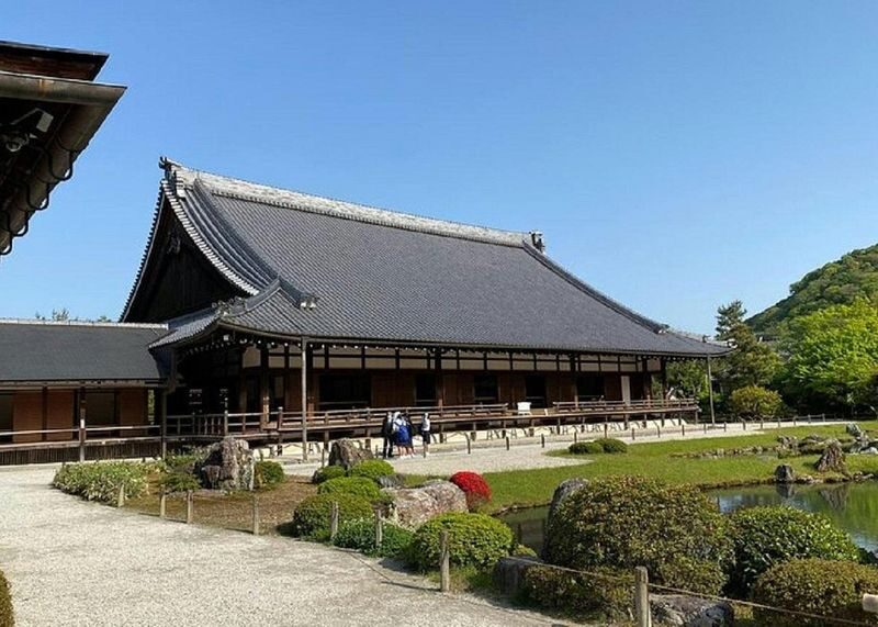 Arashiyama 3-Hour UNESCO Site & Monkey Park Tour - What a guide adds