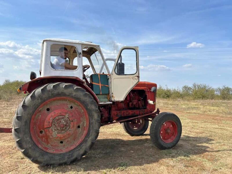 Arbanasi: 40-Minute Tractor Self-Driving Experience - Practical Details and Tips