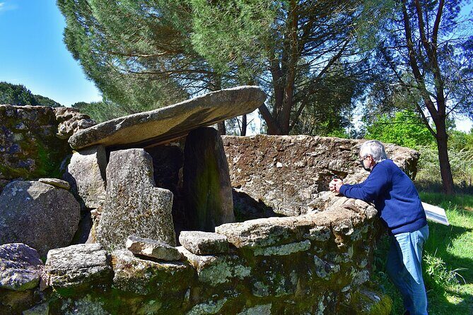 Archaeological Circuit of Fiais/Azenha and Cova da Moira - A Detailed Look at the Archaeological Circuit