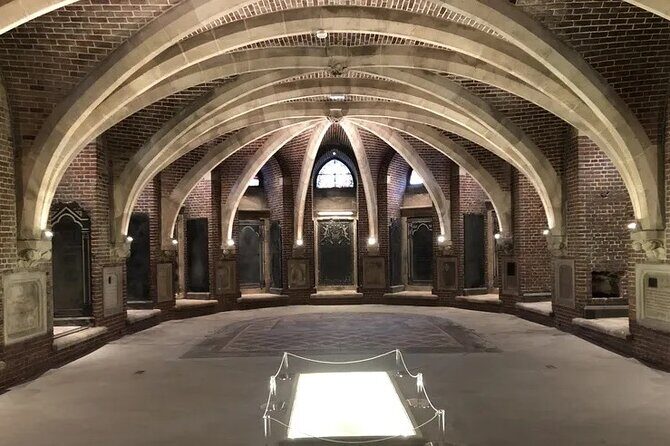 Archeological Crypt Visit with an Archeologist and River Cruise - Who Will Love This Tour?