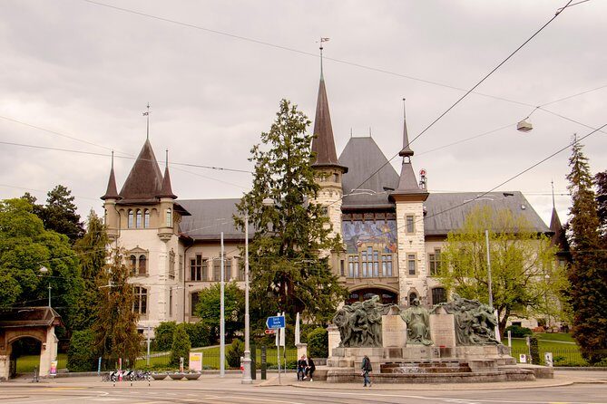 Architectural Bern: Private Tour with a Local Expert - Who Should Book This Tour?