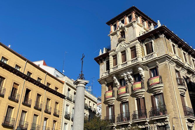 Architecture Tour Old Madrid, from the Arabs to the Borbons, trough the Austrias - Frequently Asked Questions