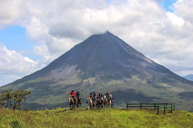 Arenal Horseback Riding - Key Points