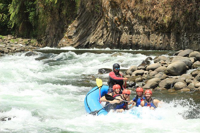 Arenal White Water Rafting + Free Photos + Free lunch - The Sum Up