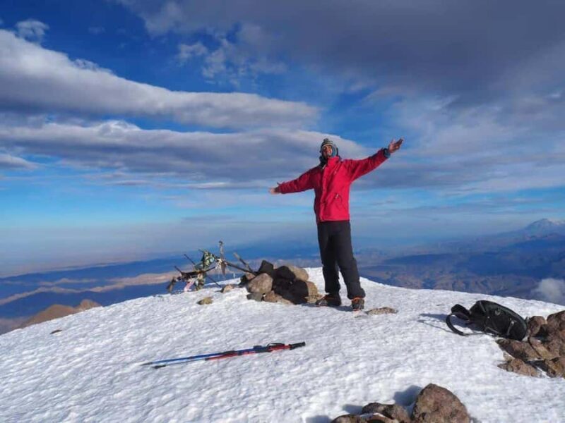 Arequipa: Chachani 2 days :| Lunch - camping | - Exploring the Chachani Two-Day Tour from Arequipa: A Balanced Adventure for Mountain Lovers