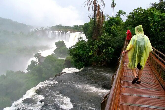 Argentina Iguazú Falls: The Natural Wonder of Argentina - Argentina Iguazú Falls: The Natural Wonder of Argentina