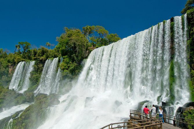 Argentinian Side of the Falls and Boat Tour Gran Aventura - All Tickets Included - What Makes This Tour Stand Out