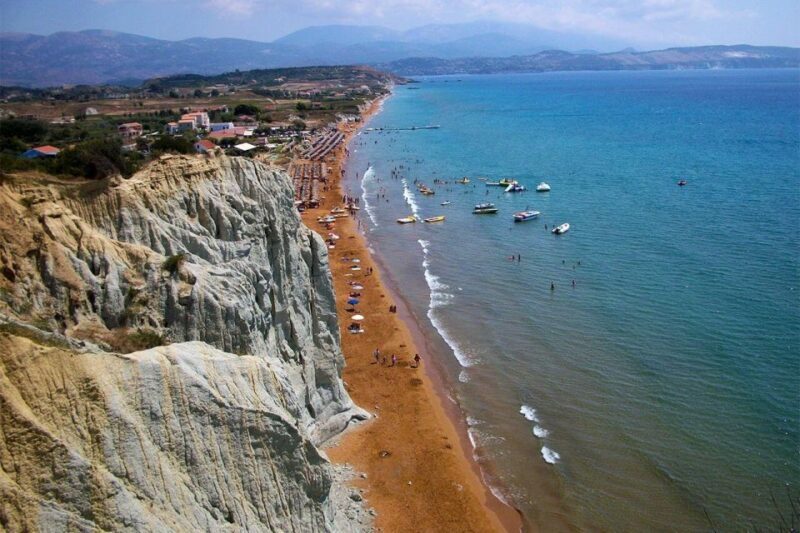 Argostoli: Daily cruise with food & drinks around Kefalonia - Key Points