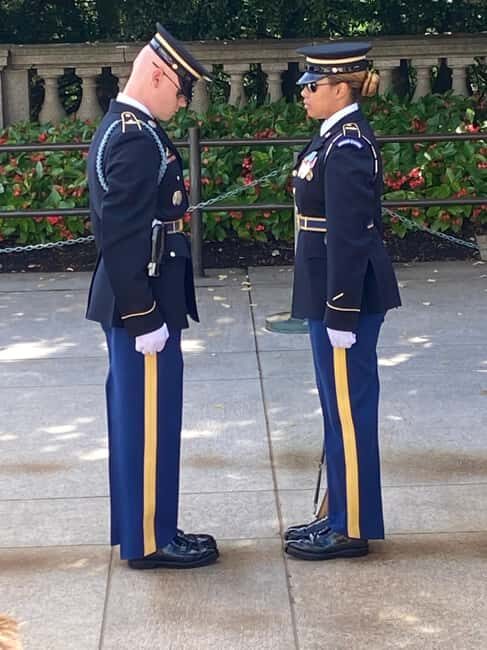 Arlington Cemetery: Private Tour for up to 10 Guests - Arlington Cemetery: Private Tour for up to 10 Guests