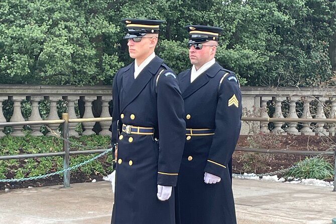 Arlington National Cemetery Walking Tour with Historian - Exploring Arlington National Cemetery with a Historian