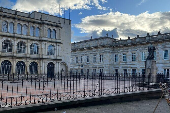 Armed Conflict and Violence Tour in Bogotá, Colombia - FAQ: Your Questions Answered