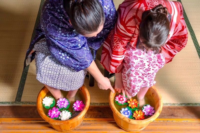 Aroma Massage with Bamboo stick at the Temple 120min - A temple setting changes the pace