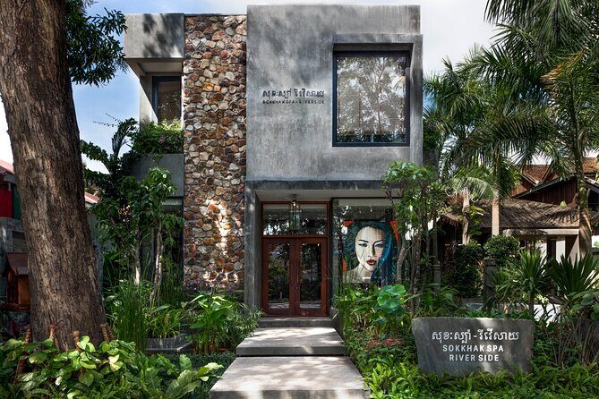 AROMATHERAPY MASSAGE 90 mins - Experience the Tranquility of a 90-Minute Aromatherapy Massage in Siem Reap