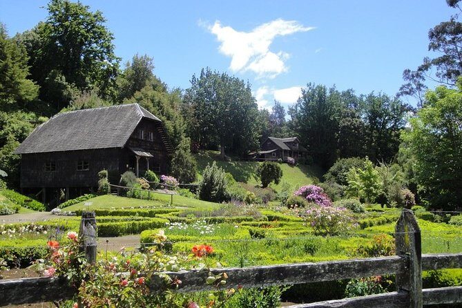 Around Llanquihue Lake Private Puerto Varas or Puerto Montt - Exploring the Scenic Route around Llanquihue Lake
