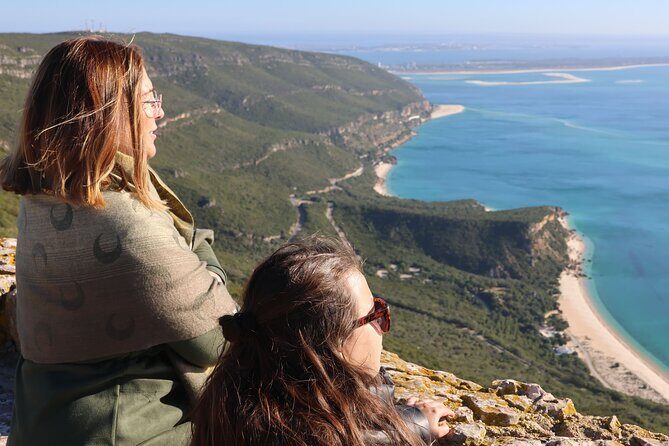 Arrabída natural park with Wine tasting - Transportation and Group Size: Comfort and Intimacy