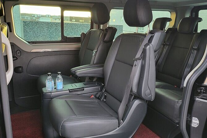 Arrival in Iceland - Private airport transfer from KEF Airport - An in-depth Look at the Private Arrival Transfer Experience