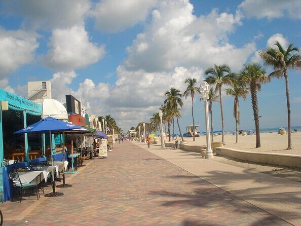 Arrival Private Transfer: Airport FLL to Hollywood Beach in Business Car - Quick Overview