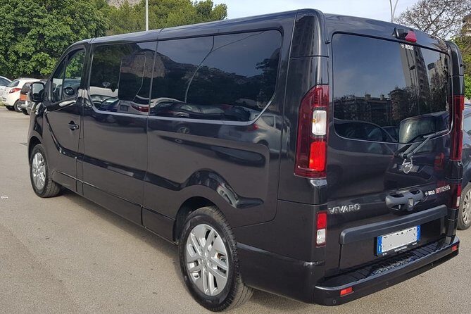Arrival Private Transfer from Riga Airport RIX to Riga City by Minivan - More Than Just a Ride: The Benefits of Private Transfers