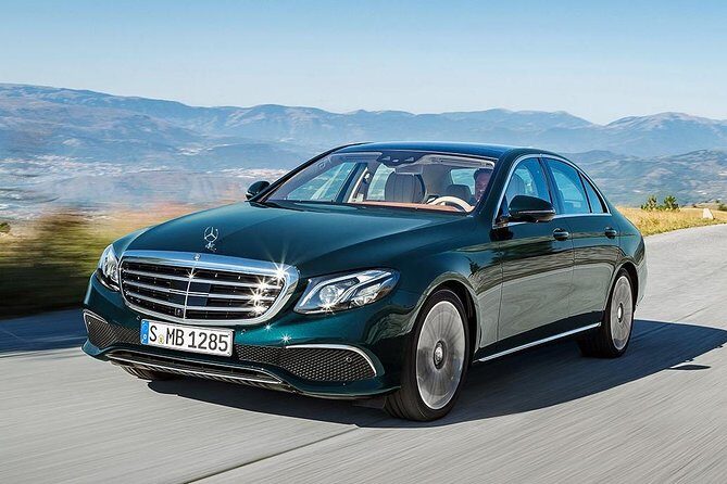 Arrival Private Transfer: Manchester Airport MAN to Liverpool in Business Car - Analyzing the Value