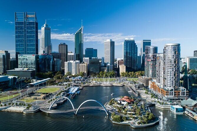 Arrival Private Transfer: Perth Airport PER to Perth City in Luxury Van - Key Points