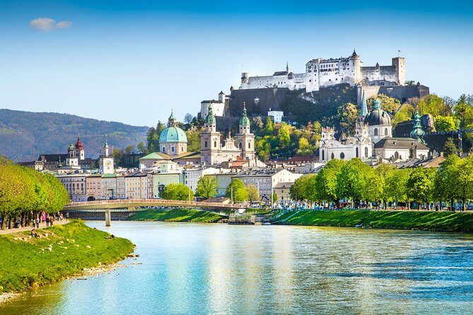 Arrival Private Transfers: Salzburg Airport SZG to Salzburg in Business Car - Salzburg Airport Transfer in Business Car: A Practical and Comfortable Start to Your Visit
