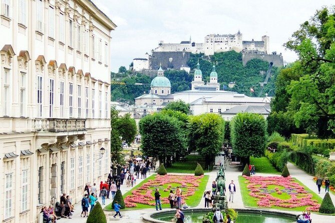 Arrival Private Transfers: Salzburg Airport SZG to Salzburg in Business Car - Key Points