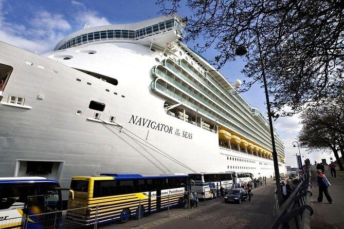Arrival Transfer: Copenhagen Cruise Port to Copenhagen city - The Sum Up
