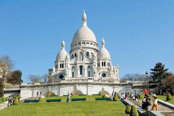 Arrival Transfer from Paris Airport CDG to Paris in Private Van - Detailed Review: Your First Step Into Paris