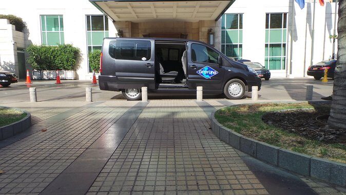 Arrival Transfer - Santiago International Airport to Hotel in Santiago - Who Will Appreciate This Service?