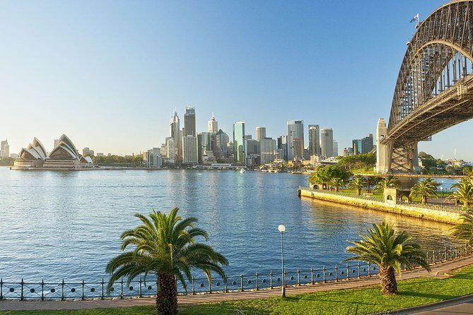 Arrival Transfer: Sydney Airport SYD to Sydney in Business Car - FAQ
