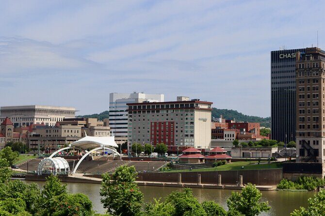 Art and Architecture in the Downtown Charleston: A Self-Guided Audio Tour - A Closer Look at the Experience