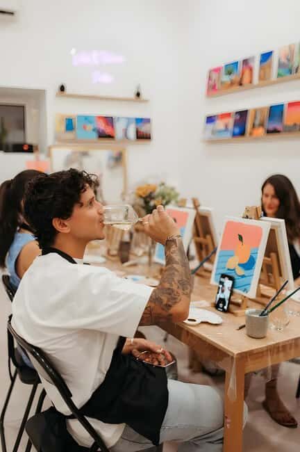 Art and Wine Lab painting experience in Venice and Milano - Who Should Consider This Tour?