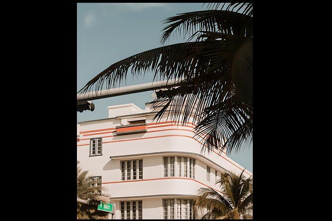 Art Deco Tour: Step Back in Time to the Roaring Twenties - Experience the Glamour of Miami’s Art Deco District