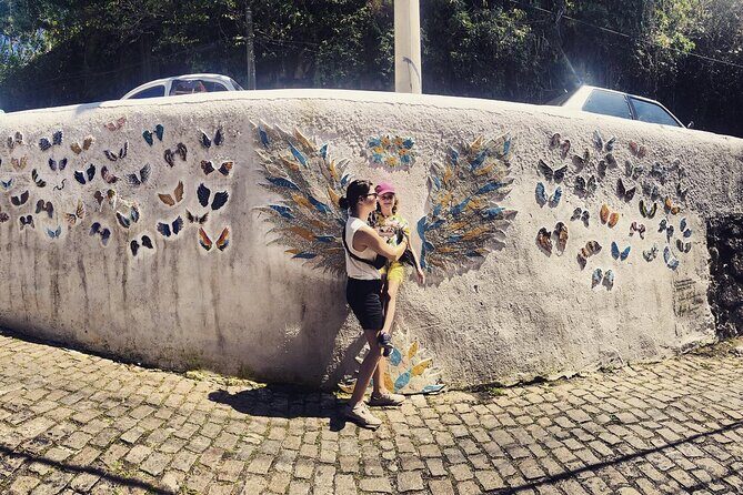 Art Experience in Santa Teresa - FAQ