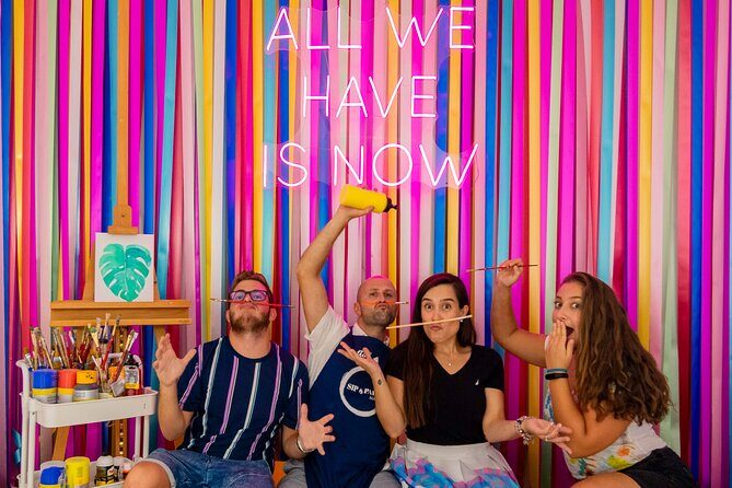 Art Experience with Wine - FAQs